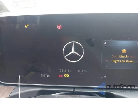 2024 Mercedes-Benz C 300 z USA, uszkodzony, nr VIN W1KAF4HB2RR228869